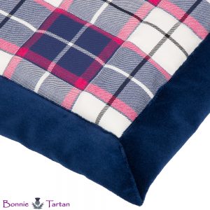Bonnie Marine corner detail