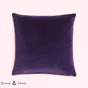 velvet_cushion_violet
